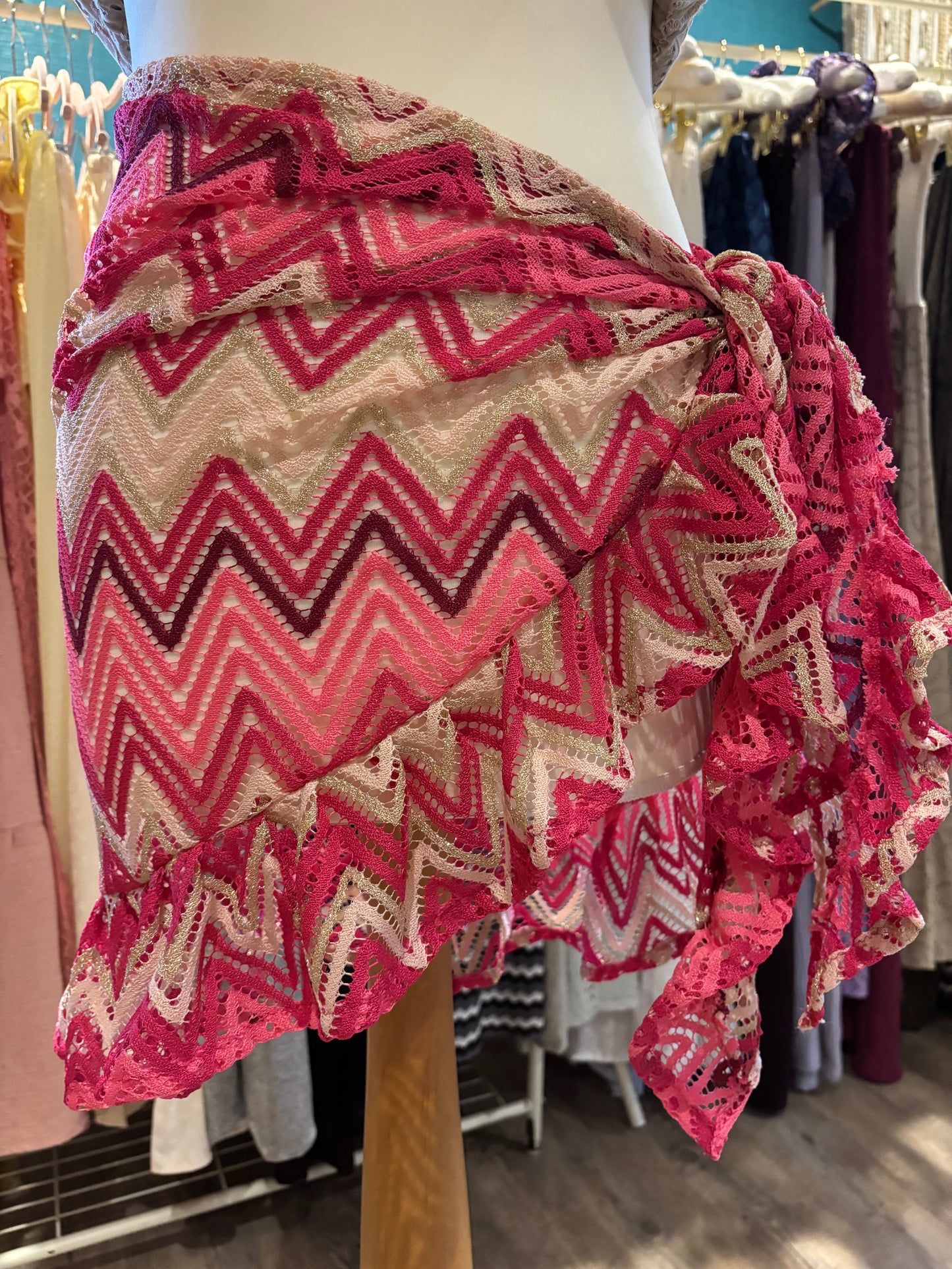 Short Ruffle Sarongs… lots of fabric options