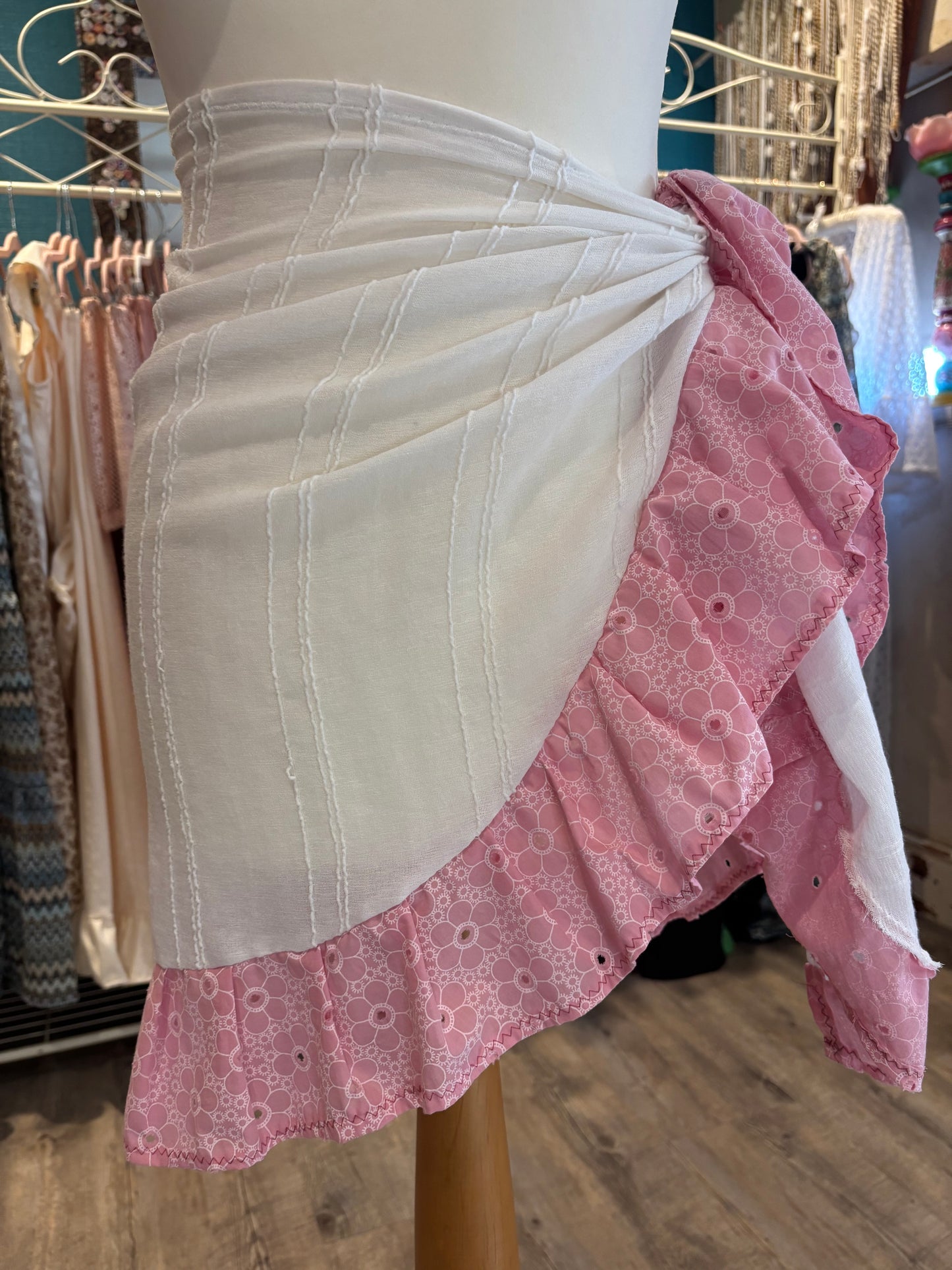 Short ruffle sarong..Last one