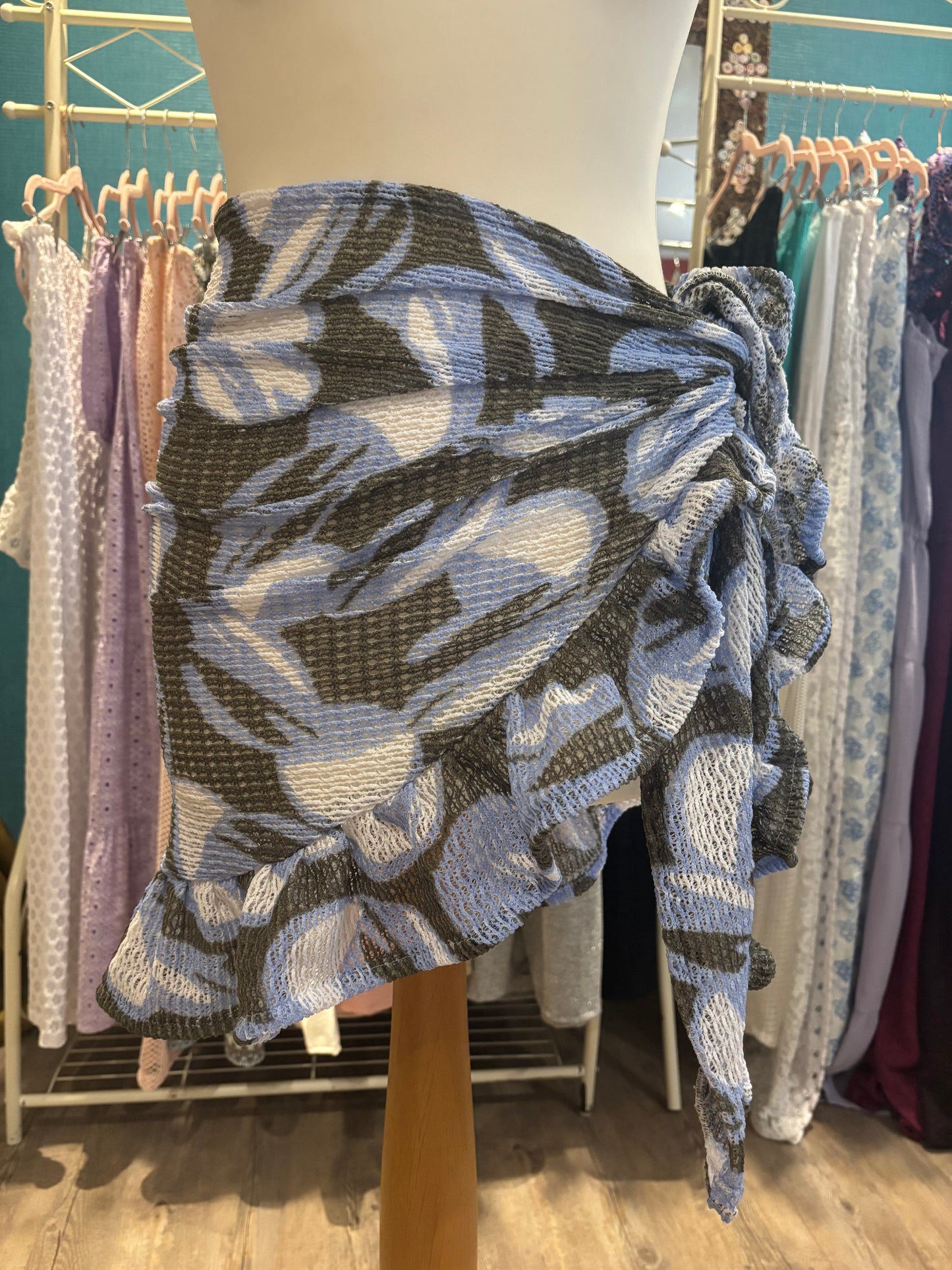 Short Ruffle Sarongs… lots of fabric options