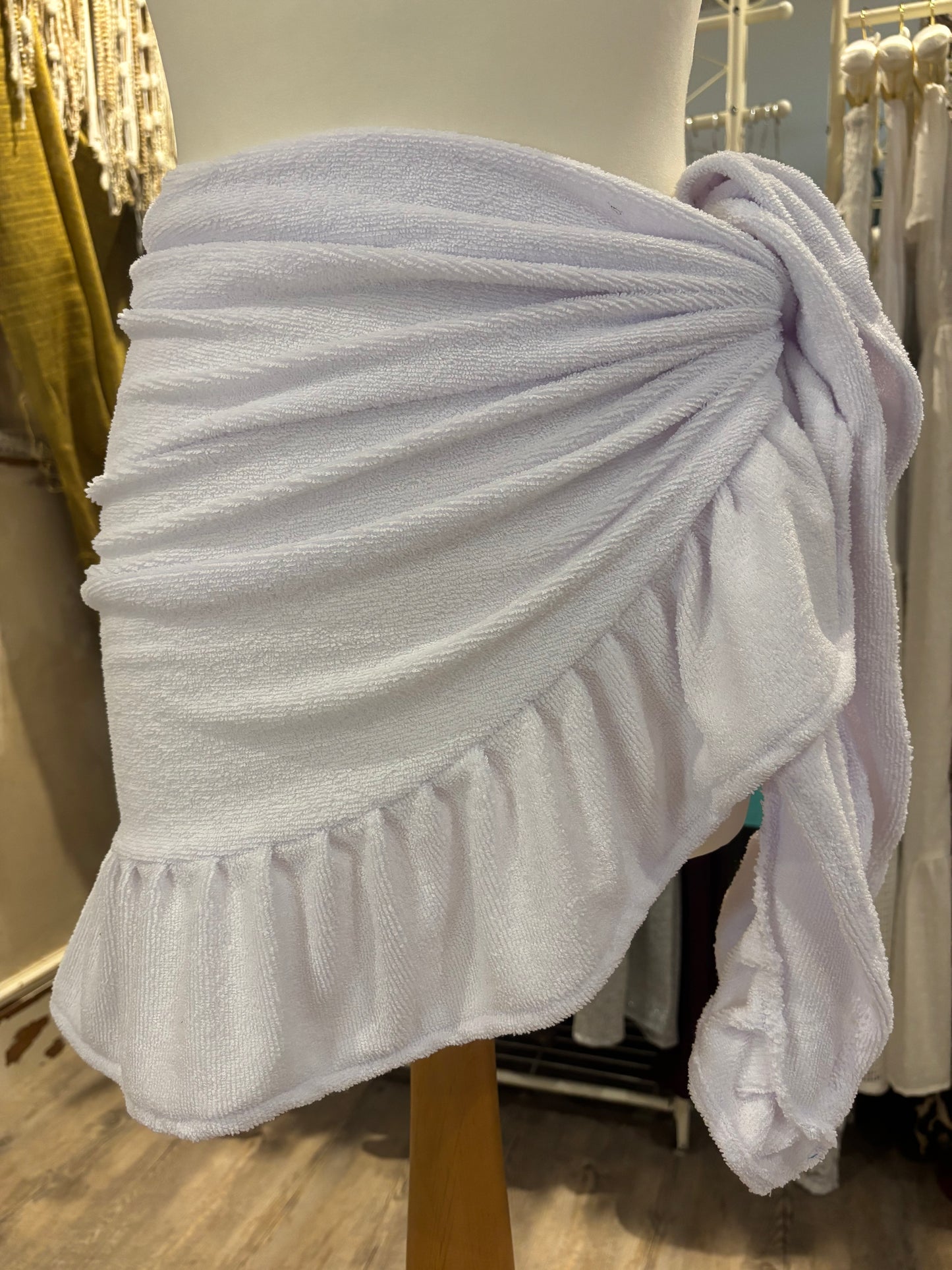 Short ruffle sarong..Last one