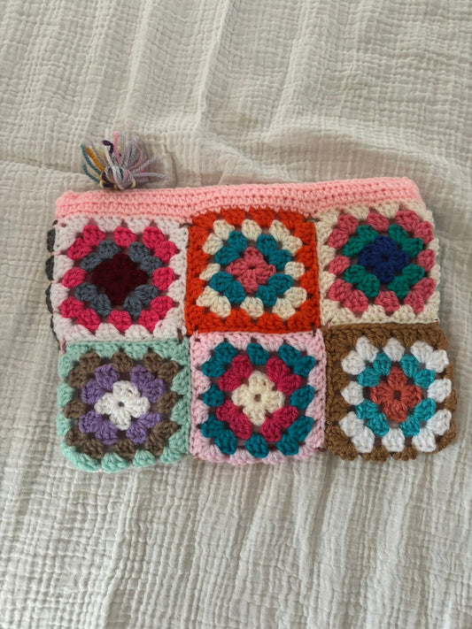 Crochet pouch