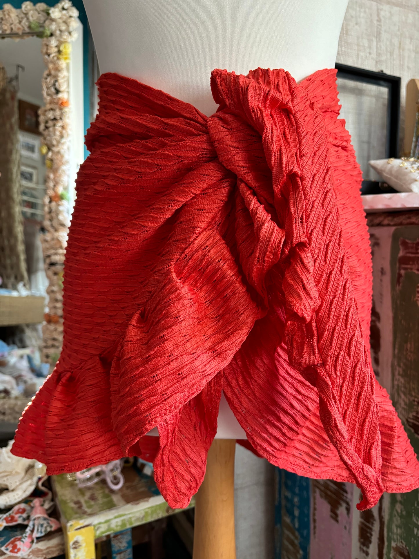 Short ruffle sarong