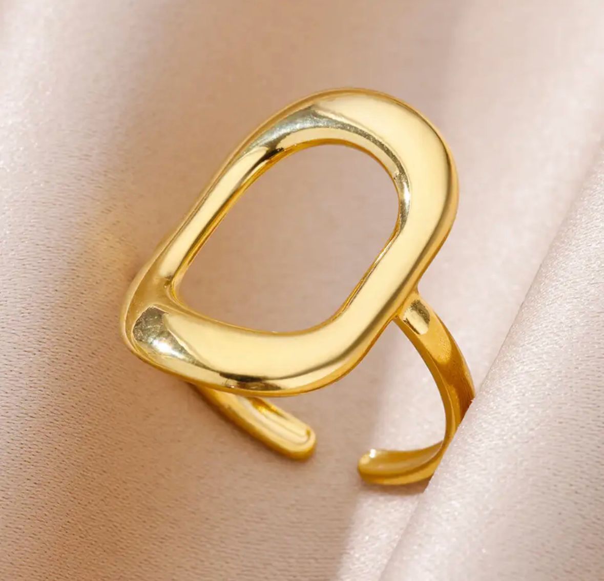 Gold oval ring