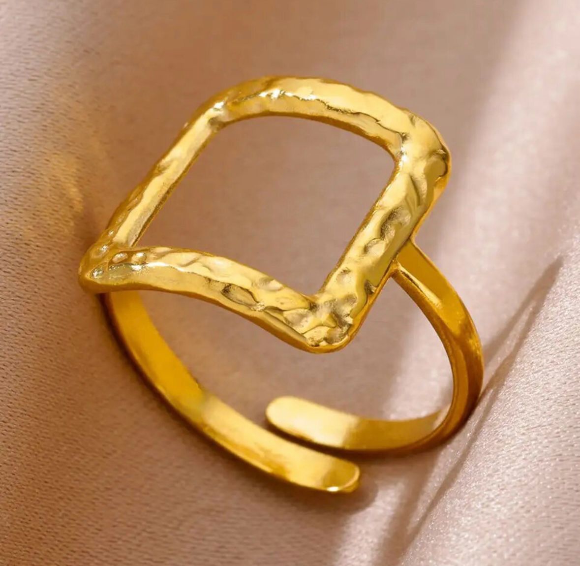 Gold square ring