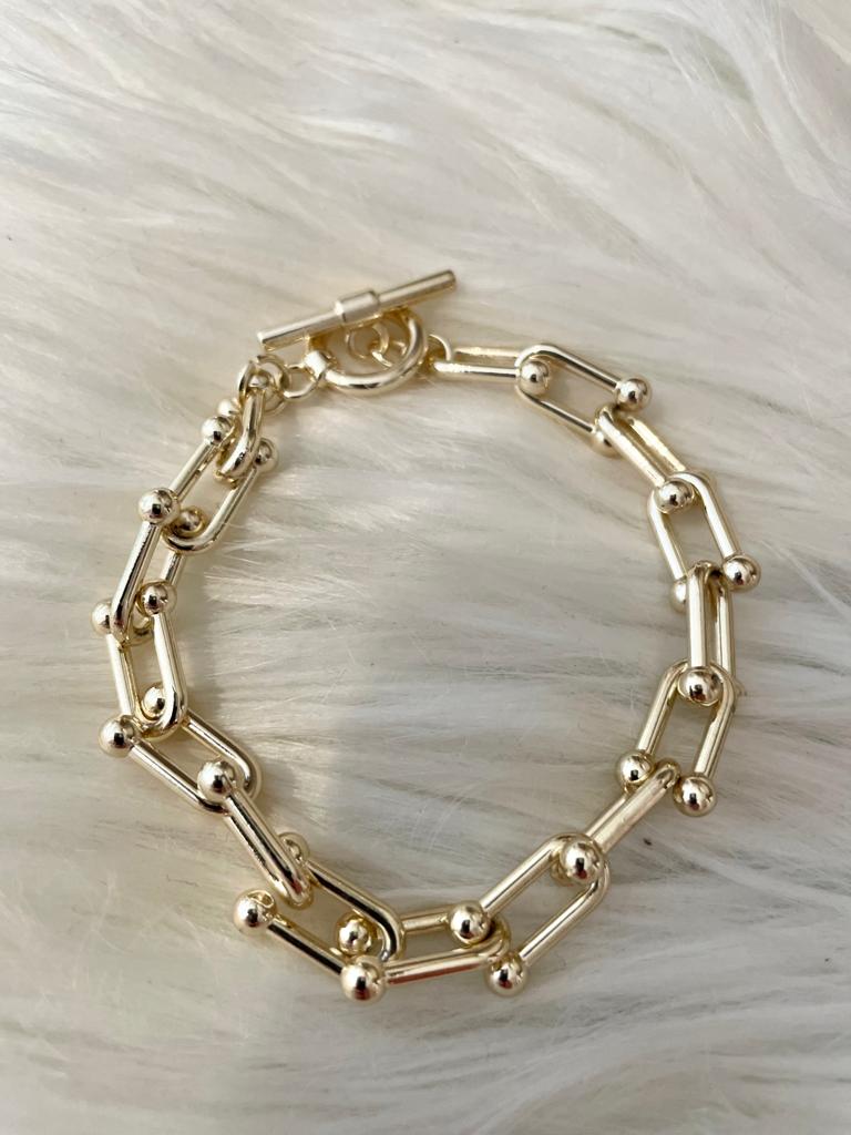 Gold link bracelet