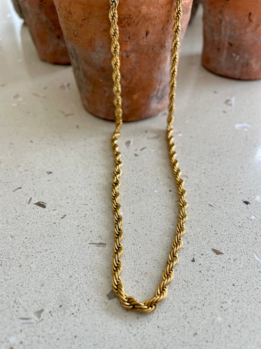 Rope chain necklace