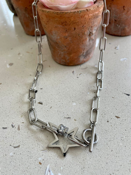 Silver star interlinking necklace