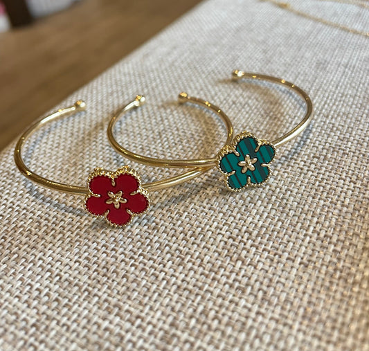 Flower bangle