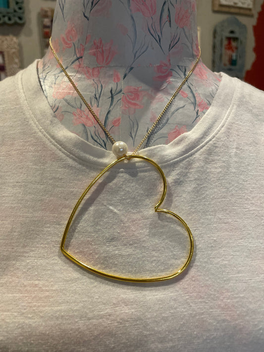 Large gold heart necklace